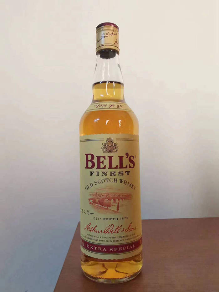 〓绝版老酒〓80-90年代 英国深受欢迎 金铃 Bell's 威士忌