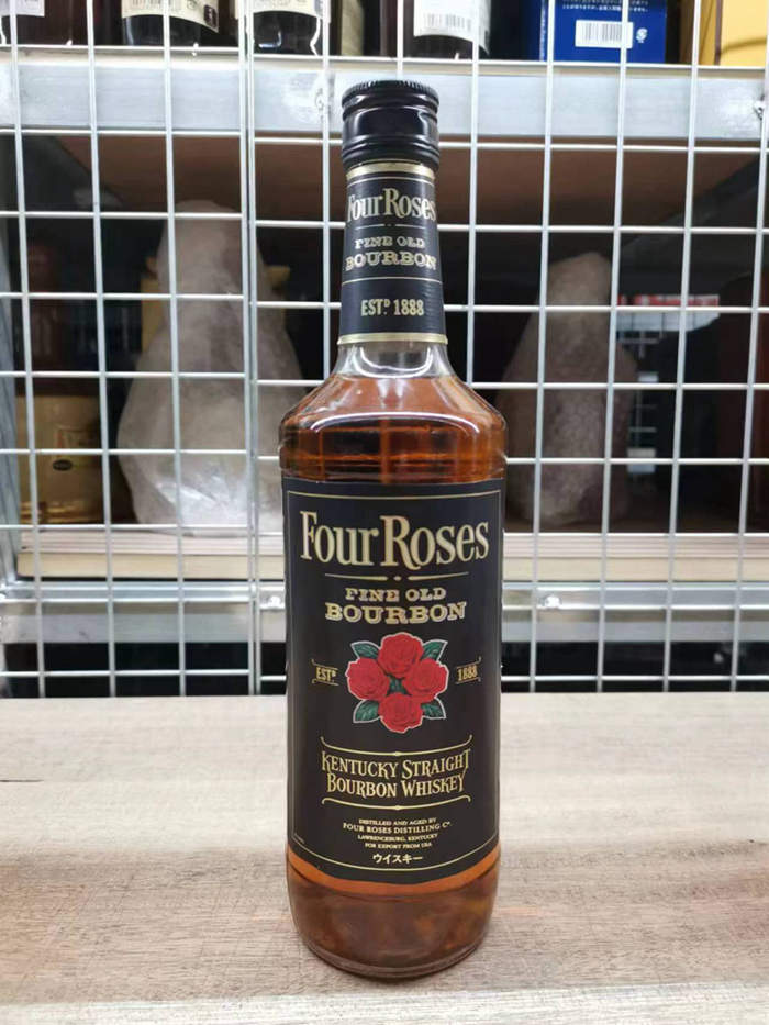 90年代 四玫瑰(Four Roses) 波本威士忌 