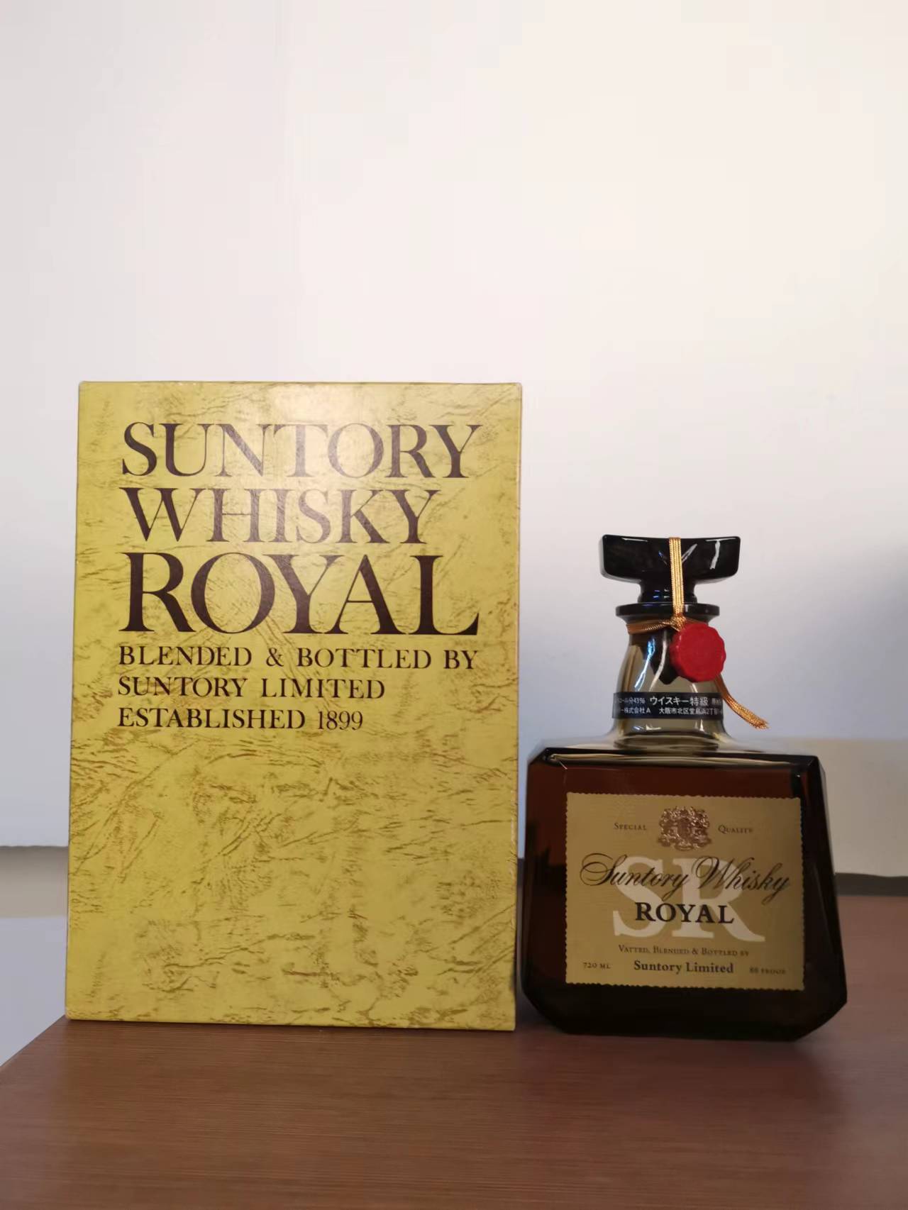 90年代 山崎蒸馏所 金花标 「洛雅SR」威士忌