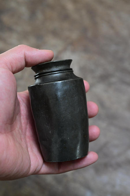 古錫造 茶入 宗記 在銘