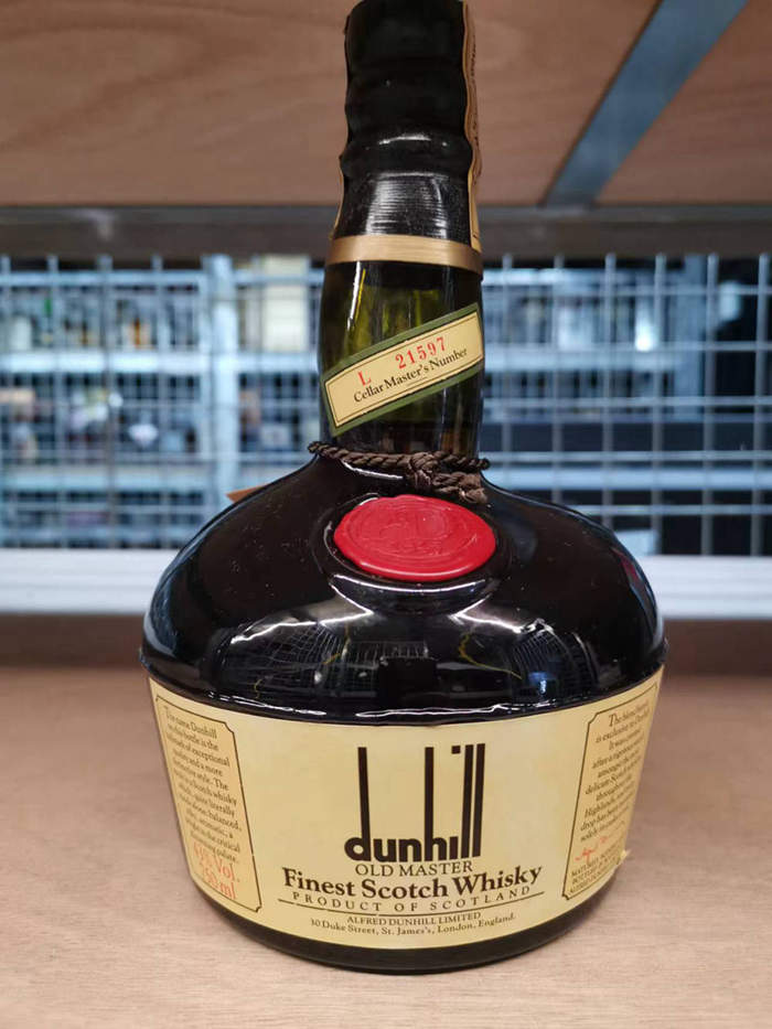 〓时代经典〓80-90年代 老苏威 登喜路大师精选威士忌 Dunhill 威士忌