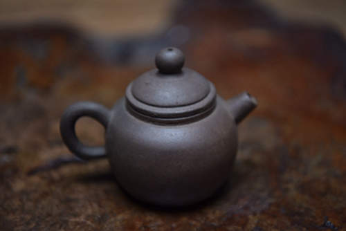 時代物 砲口平底朱泥急須 大亨 中国宜興 紫砂 茶道具